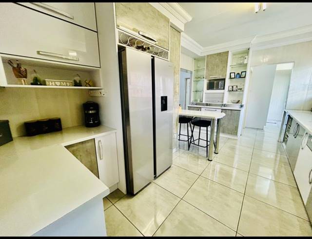 5 BEDROOM HOUSE FOR SALE IN VANDERBIJLPARK SE 3